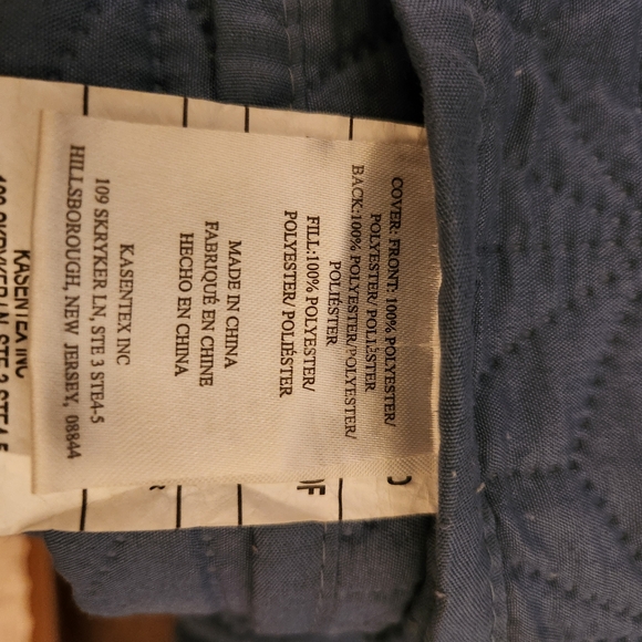 Queen/King quilt - Picture 3 of 3